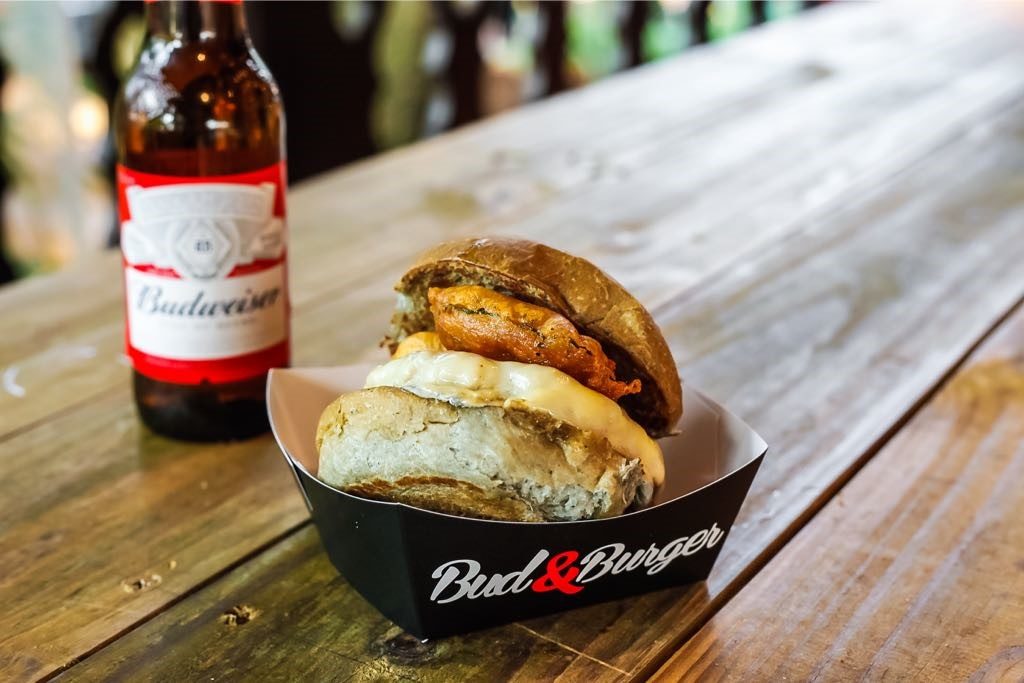 Burger Academy e Budweiser